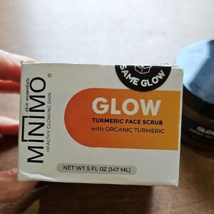 Glow Turmeric Face Scrub - Orange and White